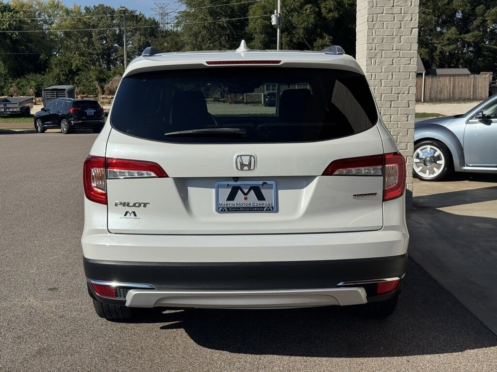 2020 Honda Pilot Touring 7 Passenger   - Photo 10 - Martin, TN 38237