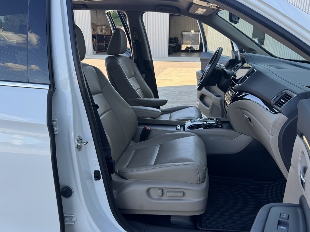 2020 Honda Pilot Touring 7 Passenger   - Photo 47 - Martin, TN 38237