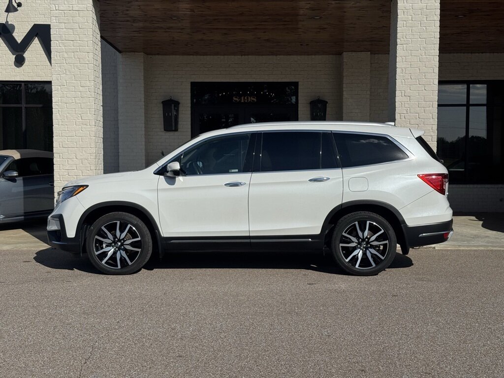 2020 Honda Pilot Touring 7 Passenger   - Photo 6 - Martin, TN 38237