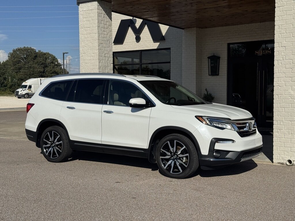 2020 Honda Pilot Touring 7 Passenger   - Photo 16 - Martin, TN 38237