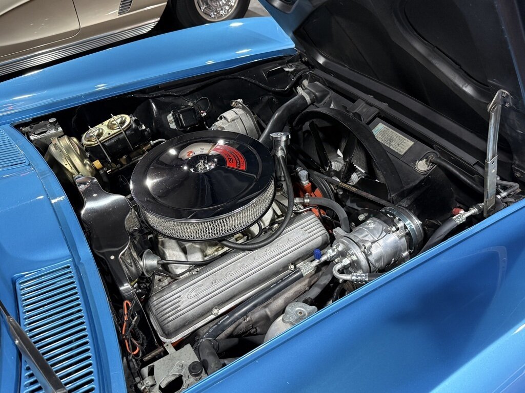 1966 Chevrolet Corvette   - Photo 27 - Martin, TN 38237