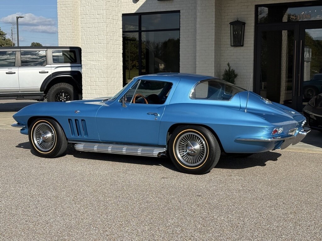 1966 Chevrolet Corvette   - Photo 13 - Martin, TN 38237