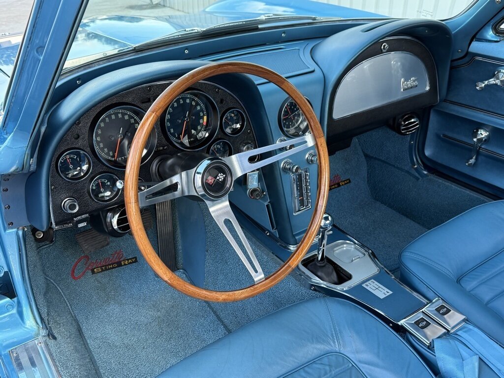 1966 Chevrolet Corvette   - Photo 22 - Martin, TN 38237