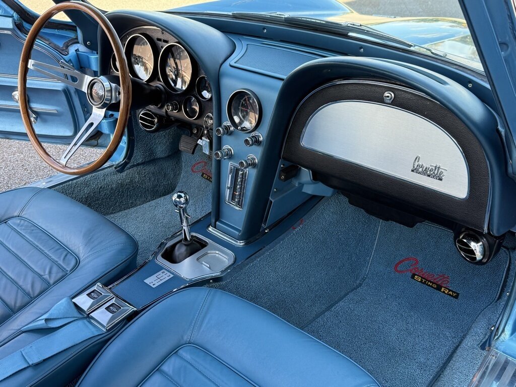 1966 Chevrolet Corvette   - Photo 26 - Martin, TN 38237