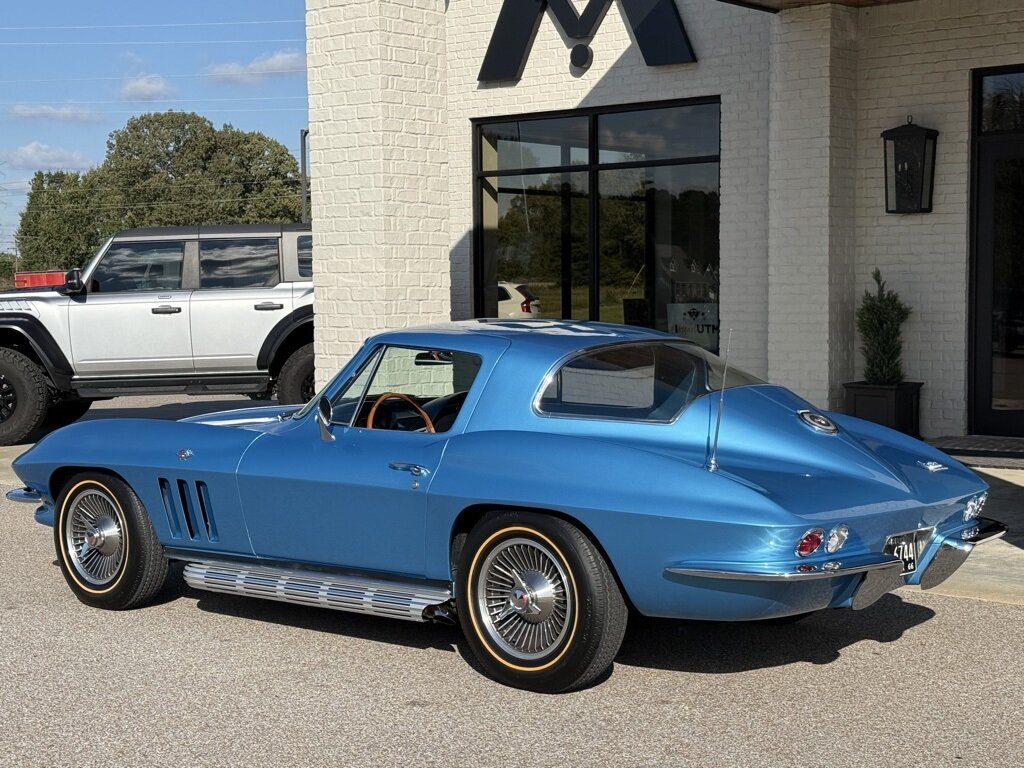 1966 Chevrolet Corvette   - Photo 12 - Martin, TN 38237