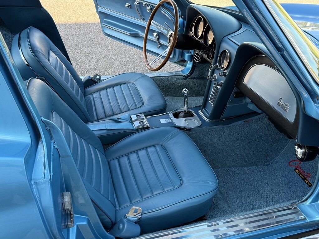 1966 Chevrolet Corvette   - Photo 25 - Martin, TN 38237