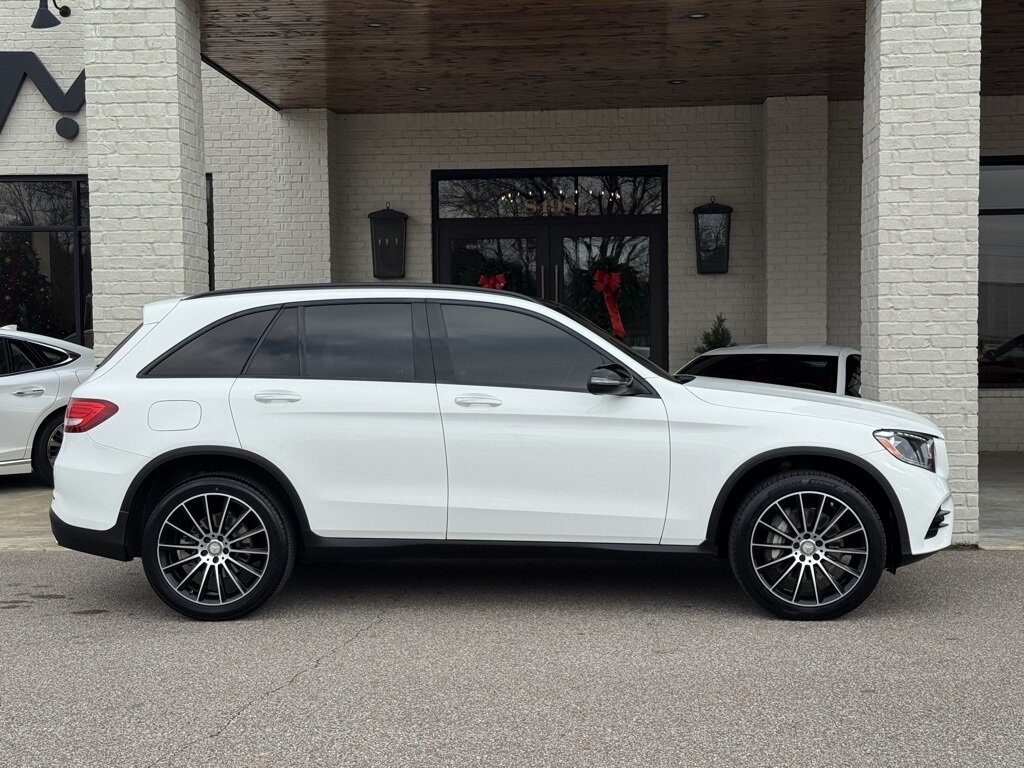 2017 Mercedes-Benz GLC GLC 300 - Photo 15 - Martin, TN 38237