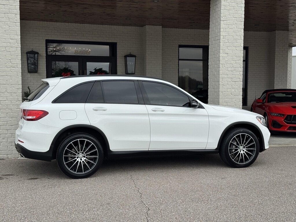 2017 Mercedes-Benz GLC GLC 300 - Photo 14 - Martin, TN 38237