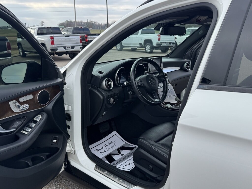 2017 Mercedes-Benz GLC GLC 300 - Photo 21 - Martin, TN 38237