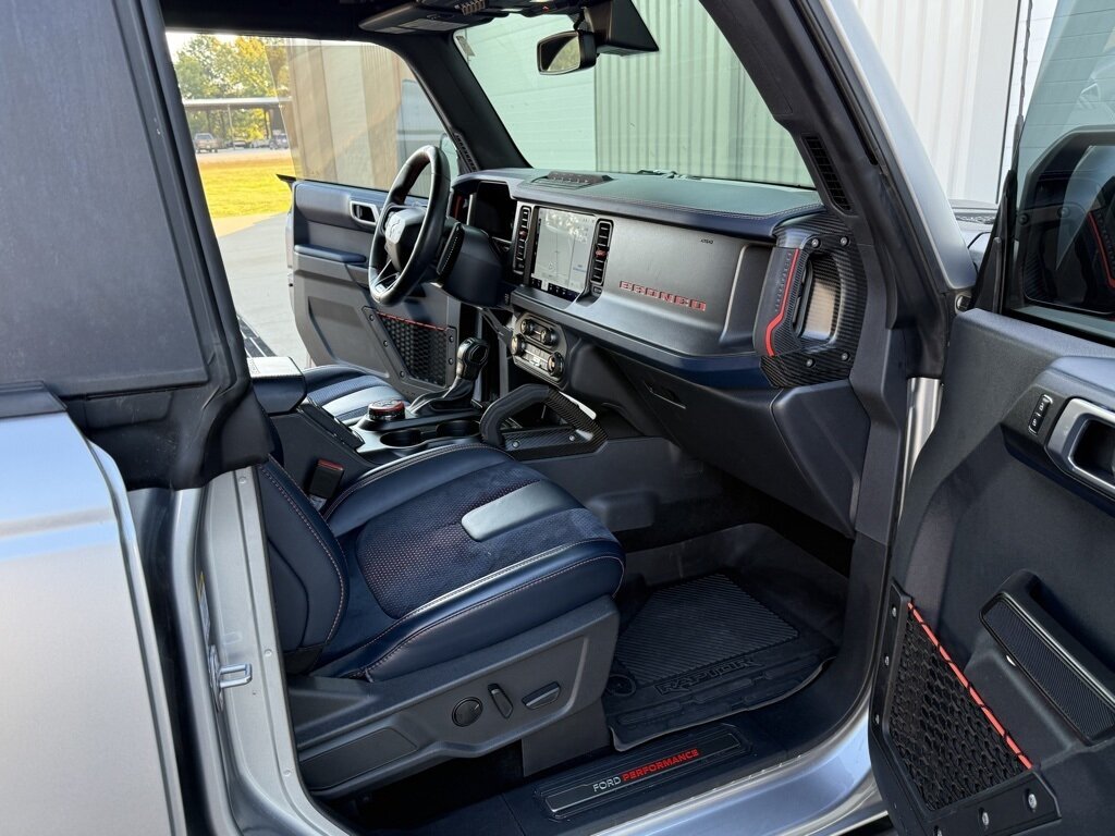 2023 Ford Bronco Raptor - Photo 43 - Martin, TN 38237