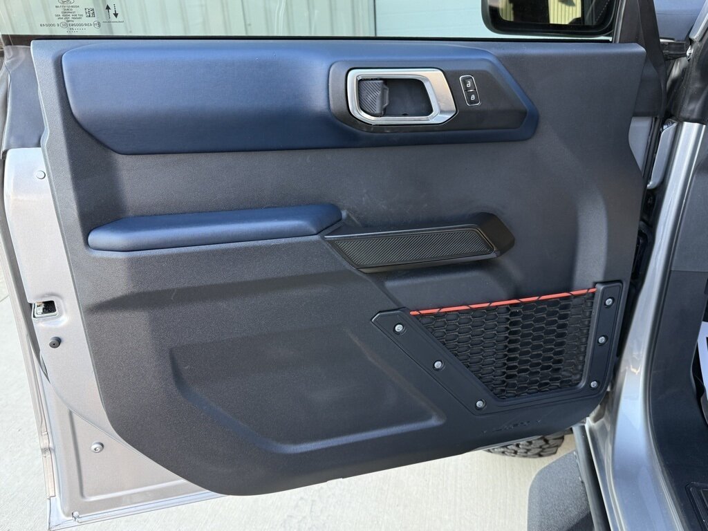 2023 Ford Bronco Raptor - Photo 36 - Martin, TN 38237