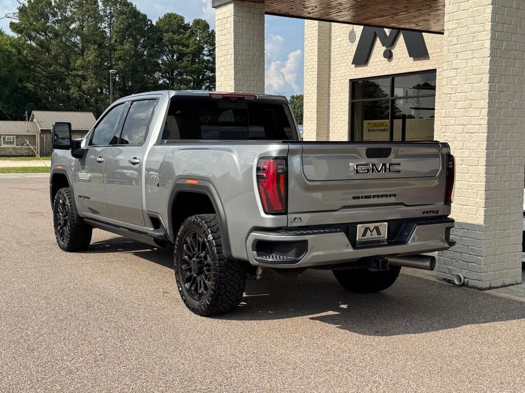 2025 GMC Sierra 2500HD AT4 - Photo 10 - Martin, TN 38237