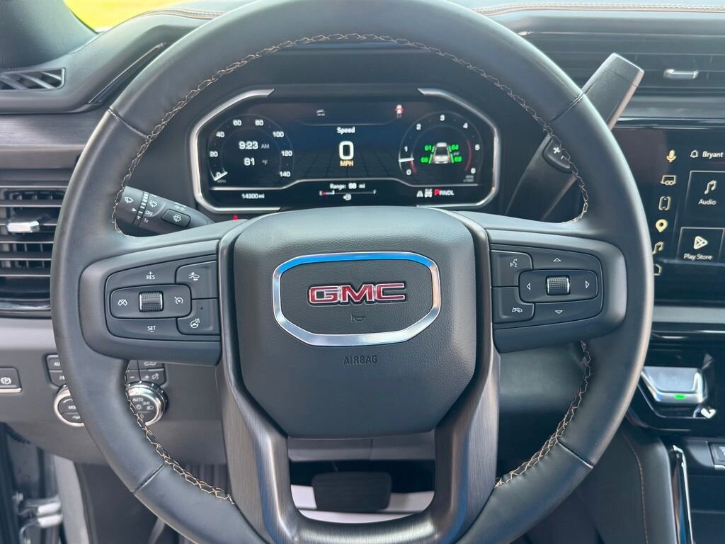 2025 GMC Sierra 2500HD AT4 - Photo 25 - Martin, TN 38237