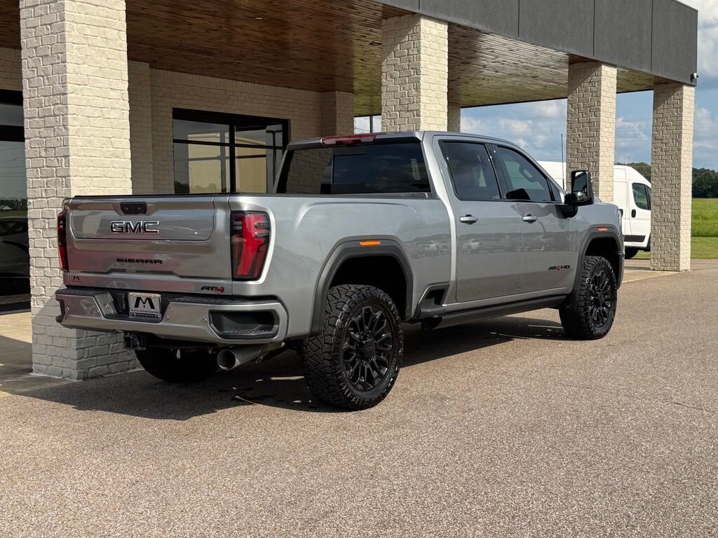 2025 GMC Sierra 2500HD AT4 - Photo 12 - Martin, TN 38237