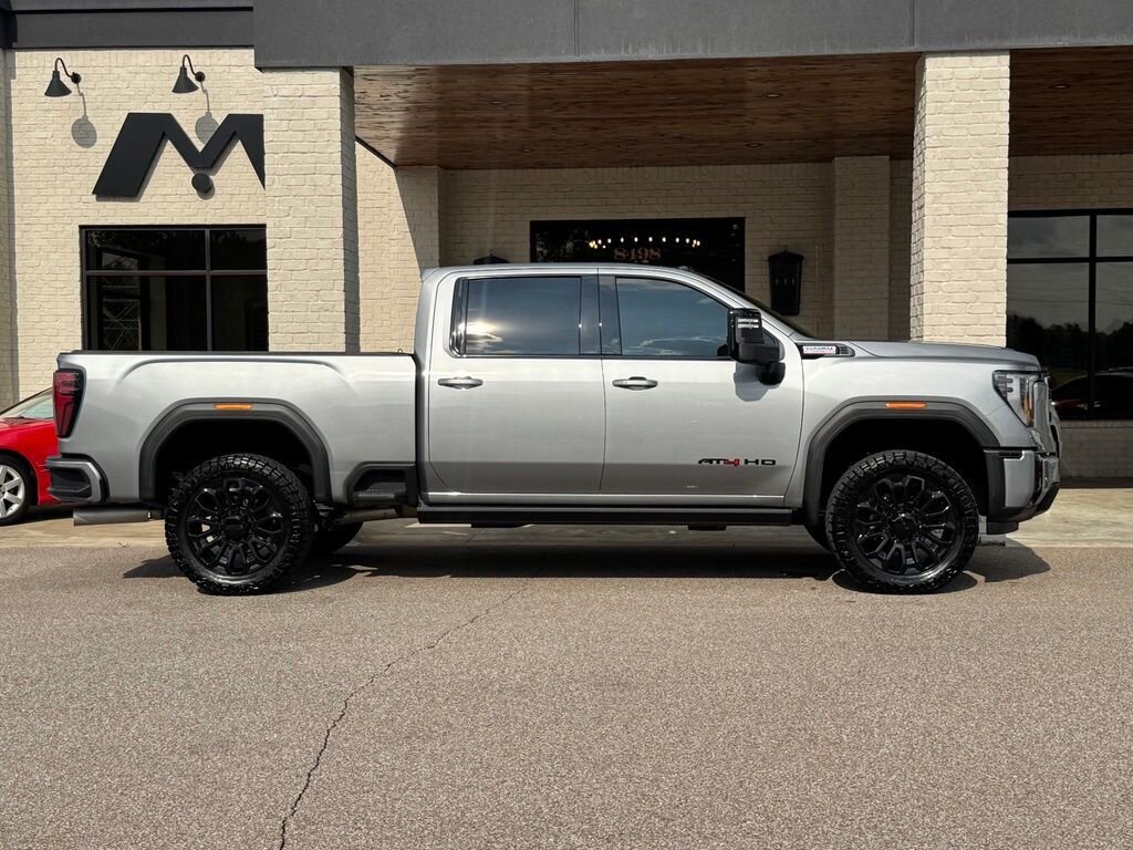 2025 GMC Sierra 2500HD AT4 - Photo 16 - Martin, TN 38237