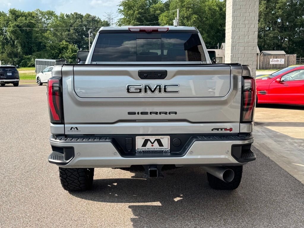 2025 GMC Sierra 2500HD AT4 - Photo 11 - Martin, TN 38237