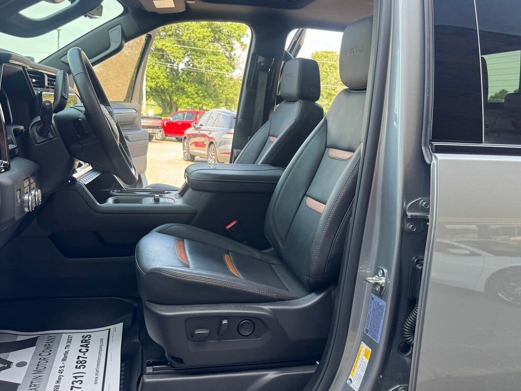 2025 GMC Sierra 2500HD AT4 - Photo 38 - Martin, TN 38237