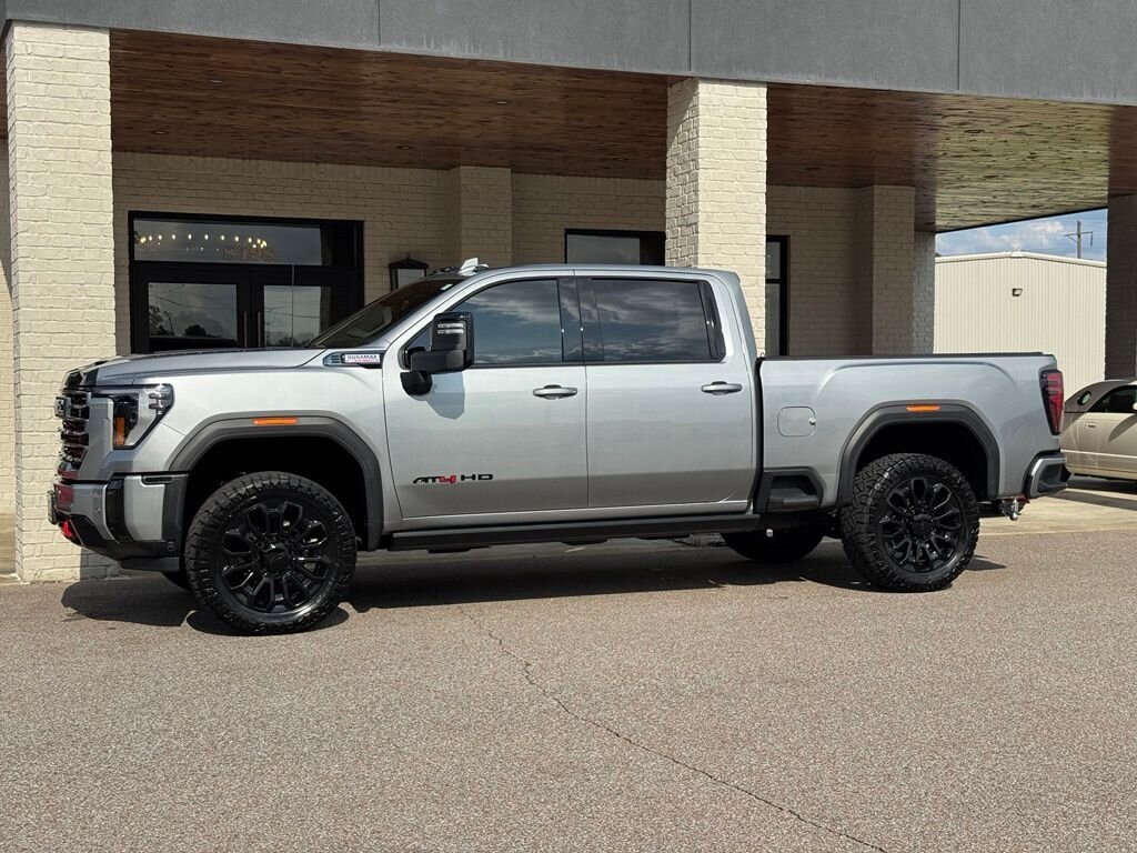 2025 GMC Sierra 2500HD AT4 - Photo 5 - Martin, TN 38237