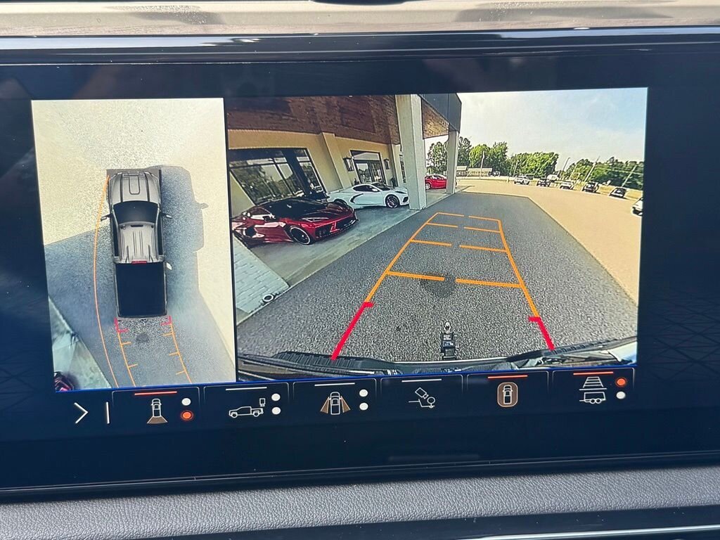 2025 GMC Sierra 2500HD AT4 - Photo 30 - Martin, TN 38237