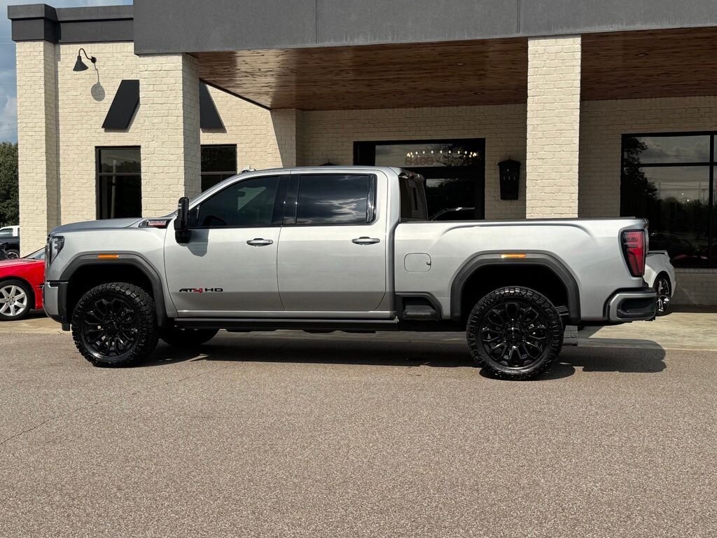 2025 GMC Sierra 2500HD AT4 - Photo 7 - Martin, TN 38237