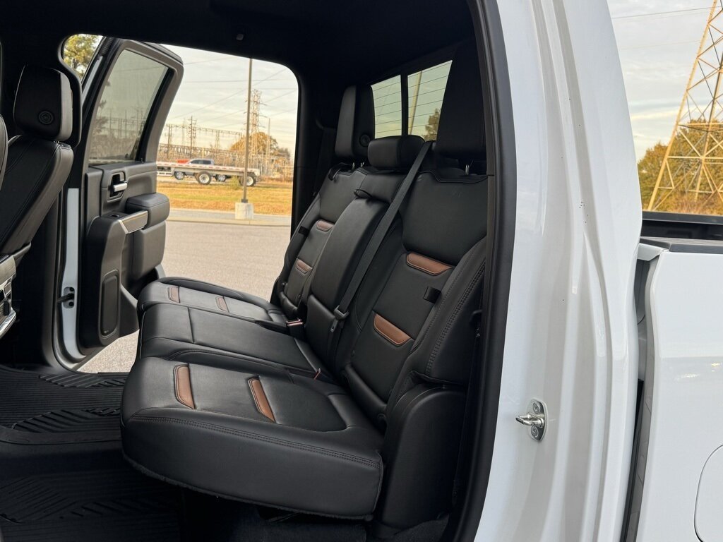 2020 GMC Sierra 3500HD AT4   - Photo 41 - Martin, TN 38237