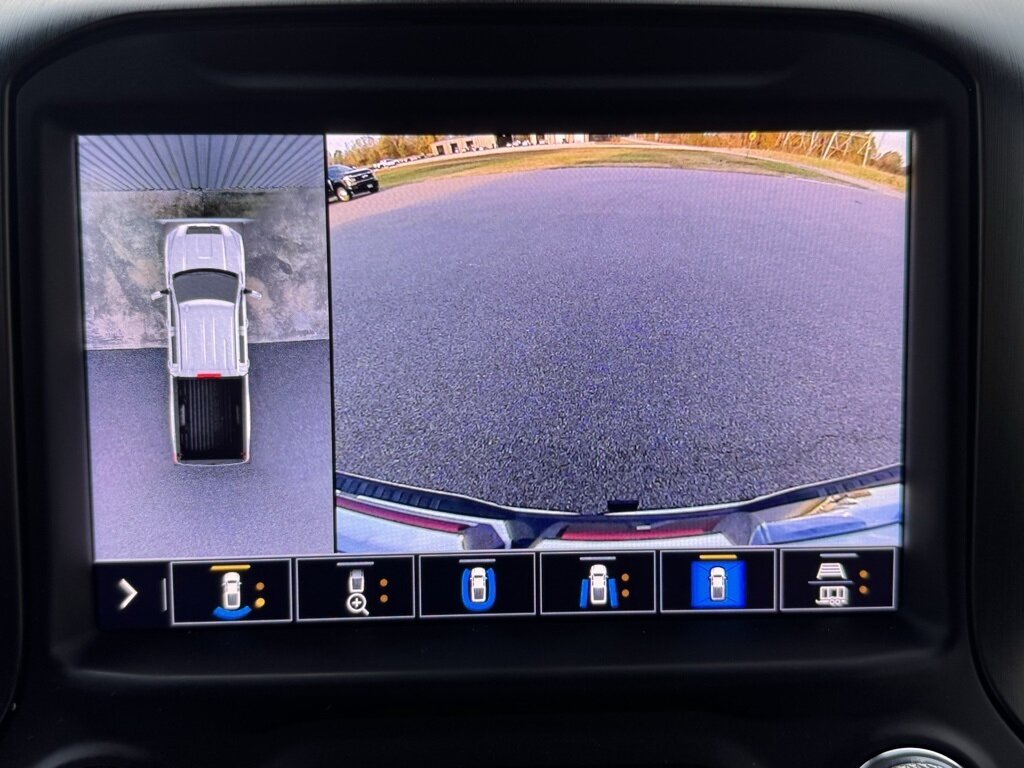 2020 GMC Sierra 3500HD AT4   - Photo 29 - Martin, TN 38237