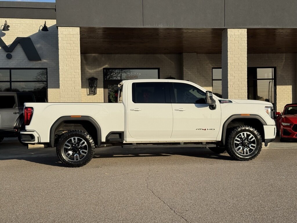 2020 GMC Sierra 3500HD AT4   - Photo 16 - Martin, TN 38237