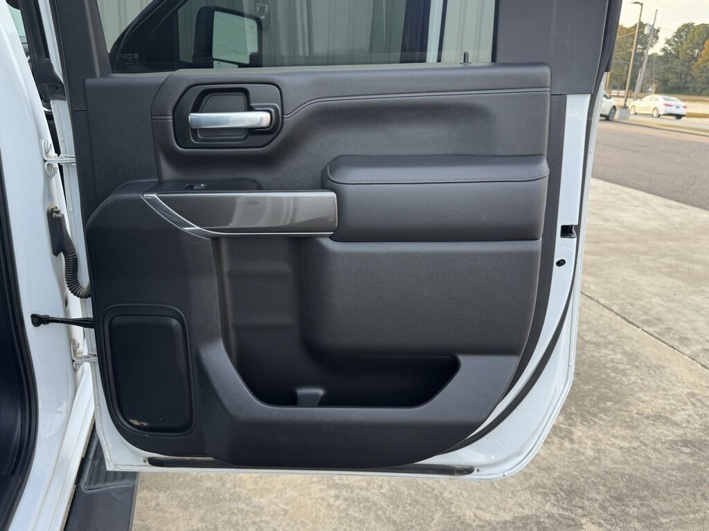 2020 GMC Sierra 3500HD AT4   - Photo 45 - Martin, TN 38237