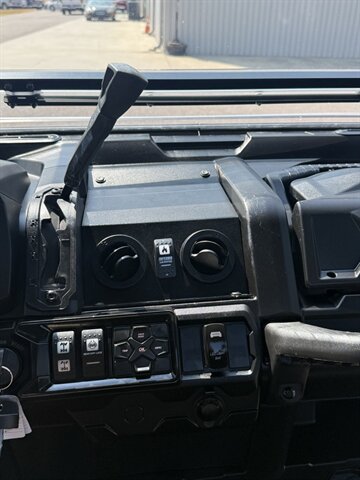 2023 CAN AM DEFENDER HD9 XT   - Photo 11 - Martin, TN 38237