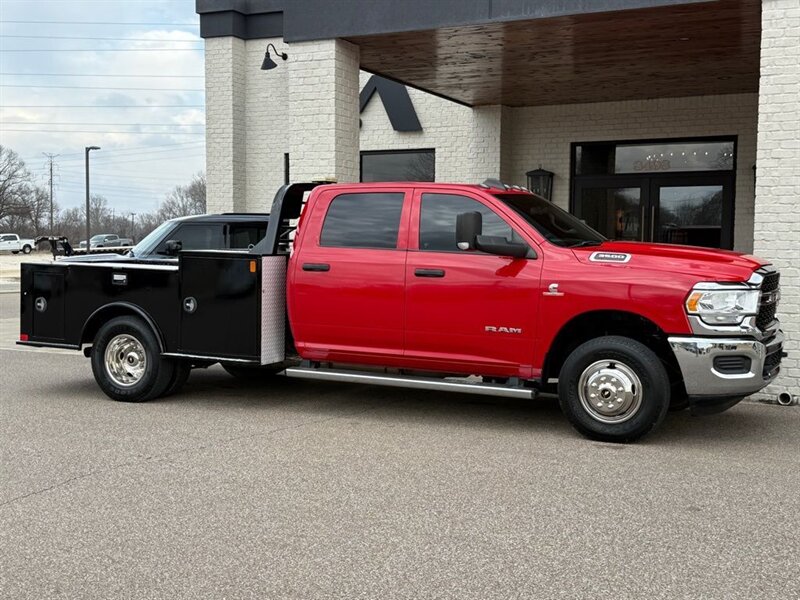 2022 RAM 3500 Tradesman - Photo 3 - Martin, TN 38237