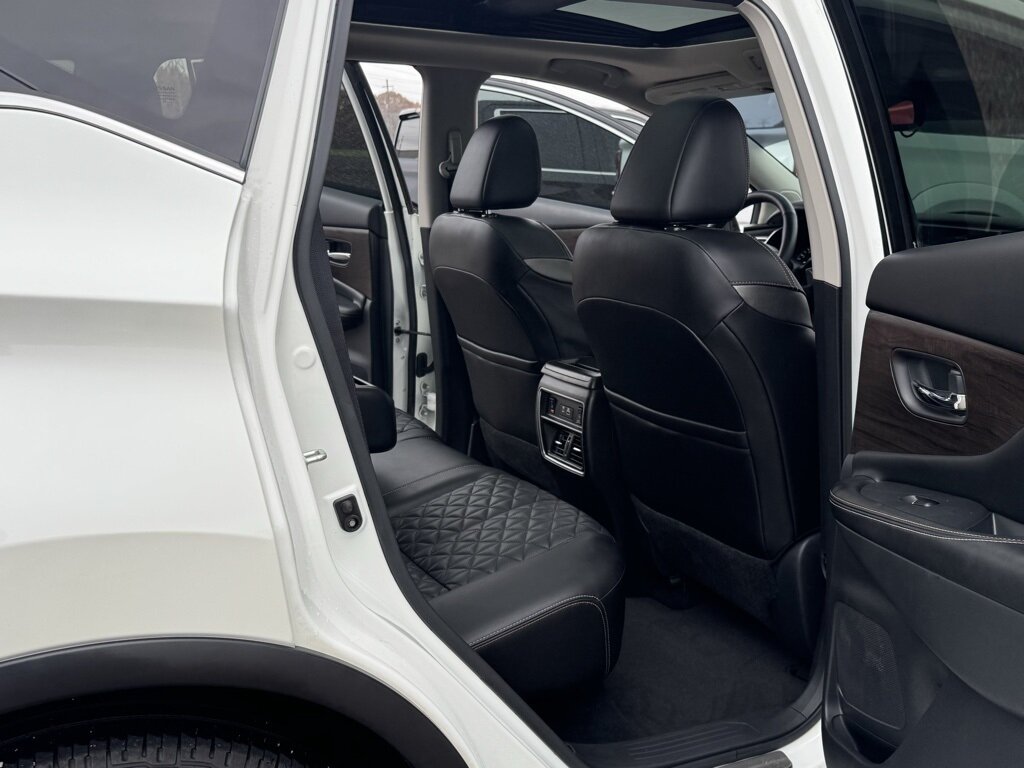2021 Nissan Murano Platinum   - Photo 37 - Martin, TN 38237