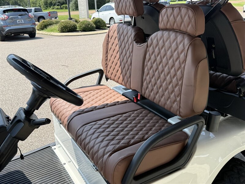 2026 SD LAUNCH 4 PASSENGER GOLF CART  