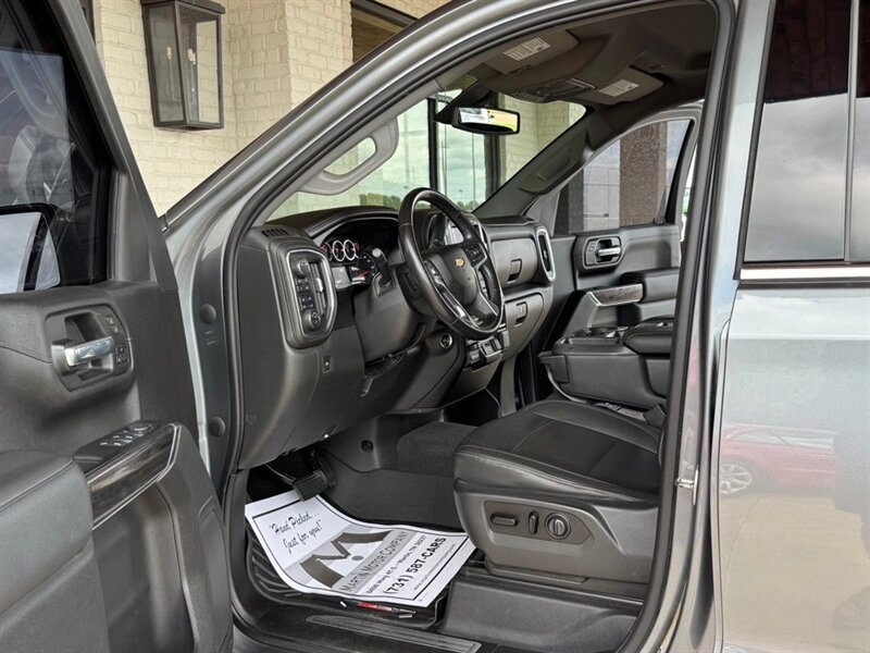 2021 Chevrolet Silverado 1500 LTZ - Photo 2 - Martin, TN 38237