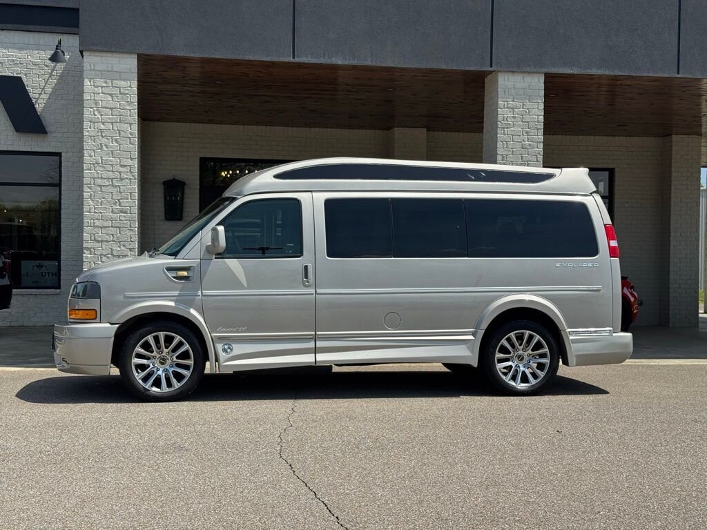 2019 GMC Savana Work Van   - Photo 6 - Martin, TN 38237