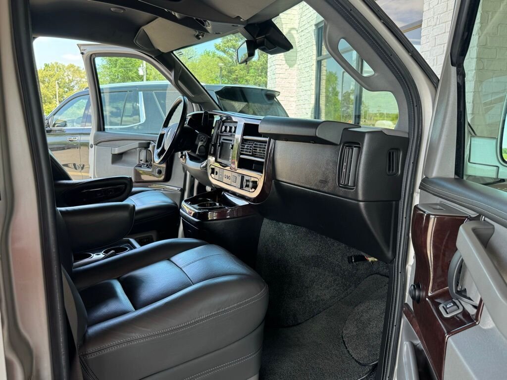 2019 GMC Savana Work Van   - Photo 45 - Martin, TN 38237