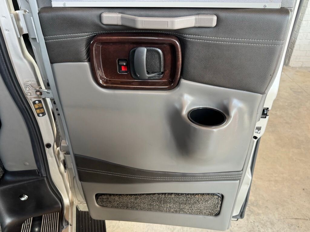 2019 GMC Savana Work Van   - Photo 43 - Martin, TN 38237