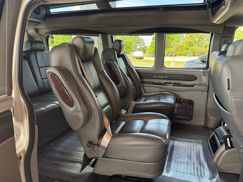 2019 GMC Savana Work Van   - Photo 40 - Martin, TN 38237