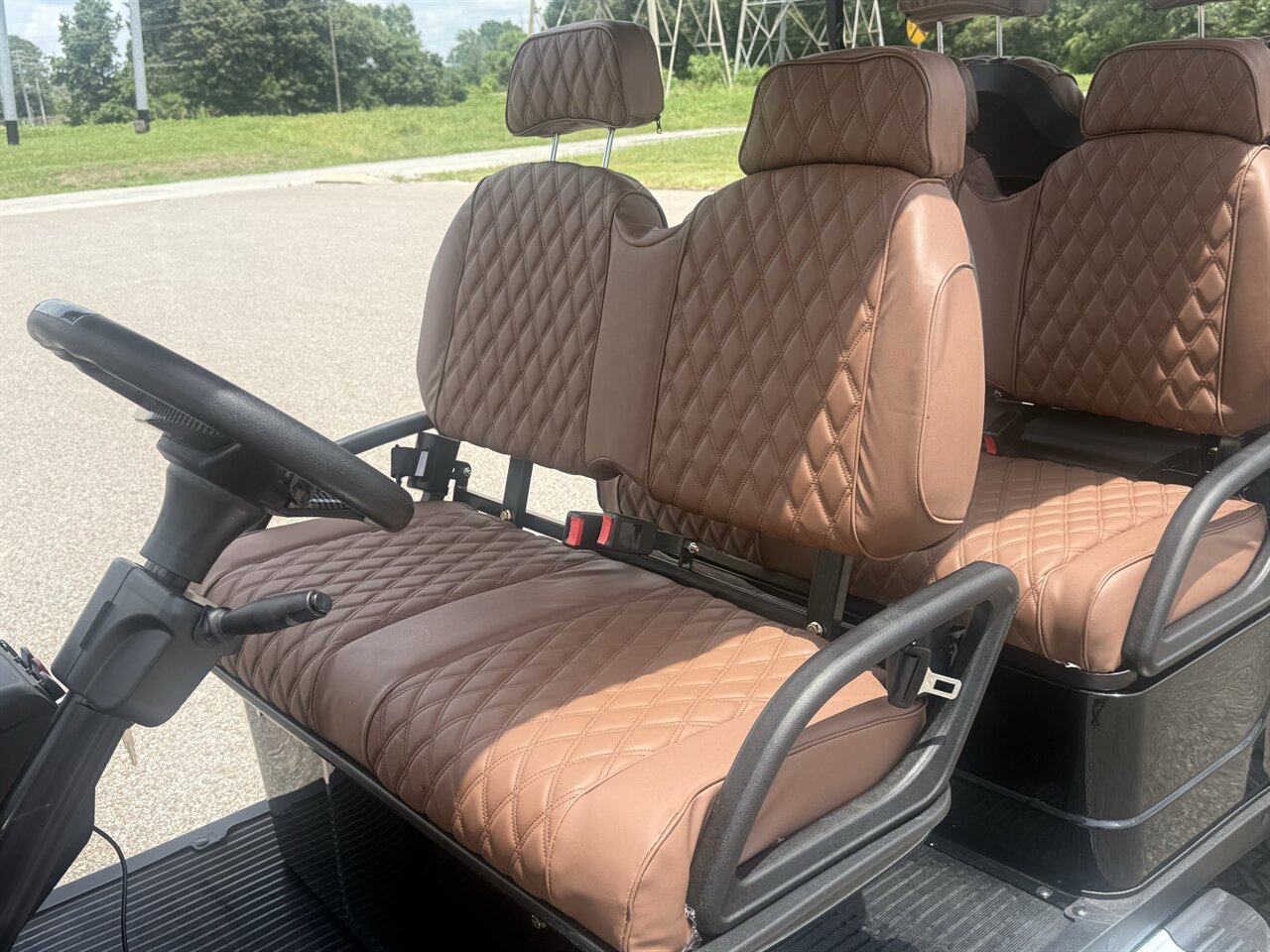 2026 SD LAUNCH 6 PASSENGER GOLF CART - Photo 11 - Martin, TN 38237