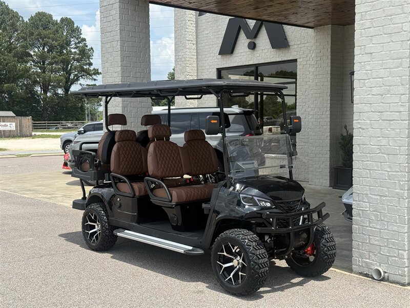 2026 SD LAUNCH 6 PASSENGER GOLF CART - Photo 1 - Martin, TN 38237