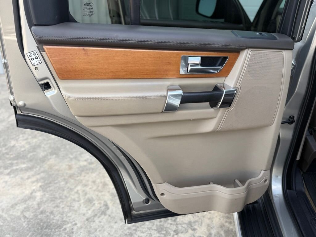 2014 Land Rover LR4   - Photo 35 - Martin, TN 38237