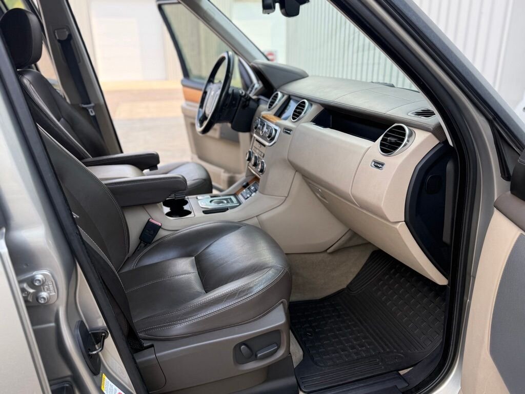 2014 Land Rover LR4   - Photo 40 - Martin, TN 38237