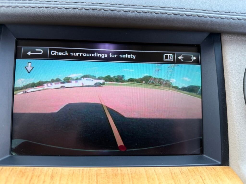 2014 Land Rover LR4   - Photo 26 - Martin, TN 38237