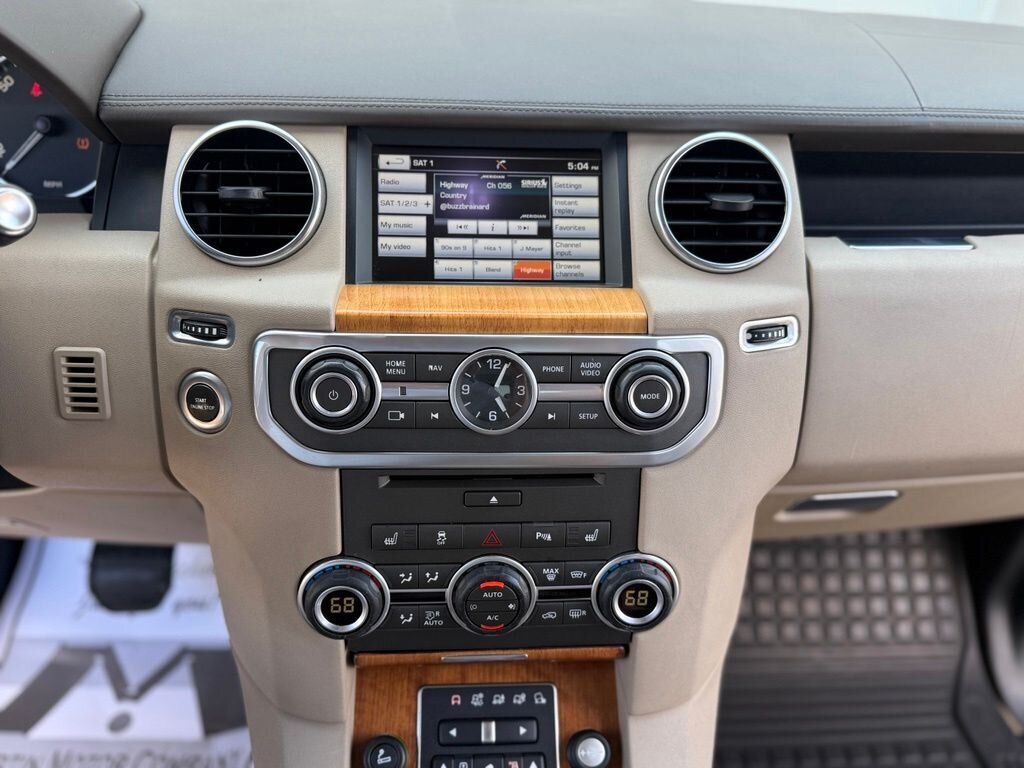 2014 Land Rover LR4   - Photo 25 - Martin, TN 38237