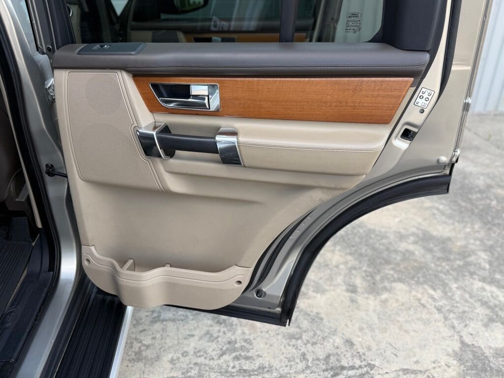 2014 Land Rover LR4   - Photo 38 - Martin, TN 38237