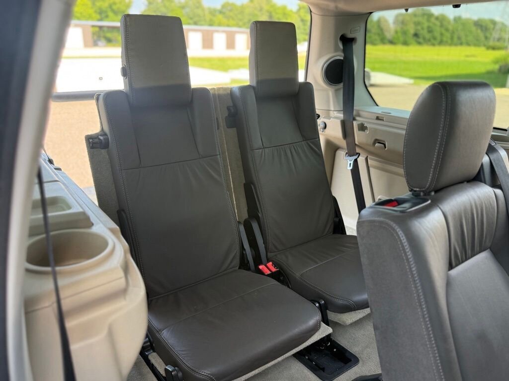 2014 Land Rover LR4   - Photo 46 - Martin, TN 38237