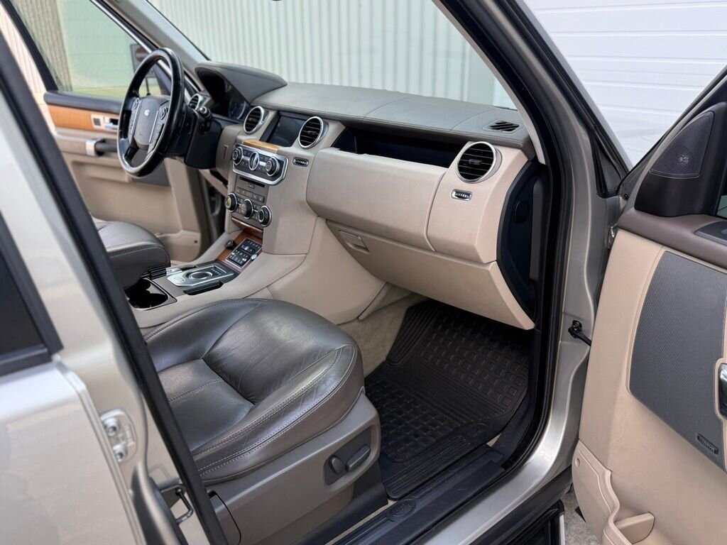 2014 Land Rover LR4   - Photo 39 - Martin, TN 38237
