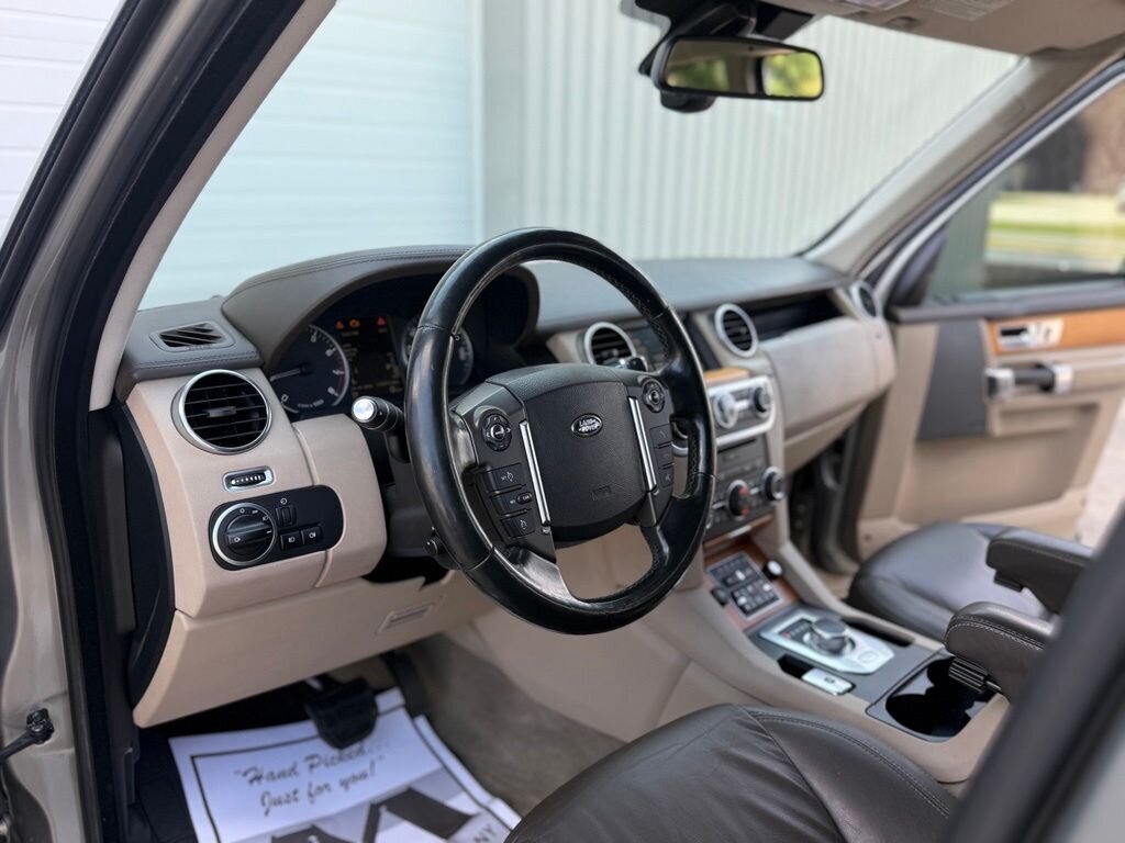 2014 Land Rover LR4   - Photo 21 - Martin, TN 38237