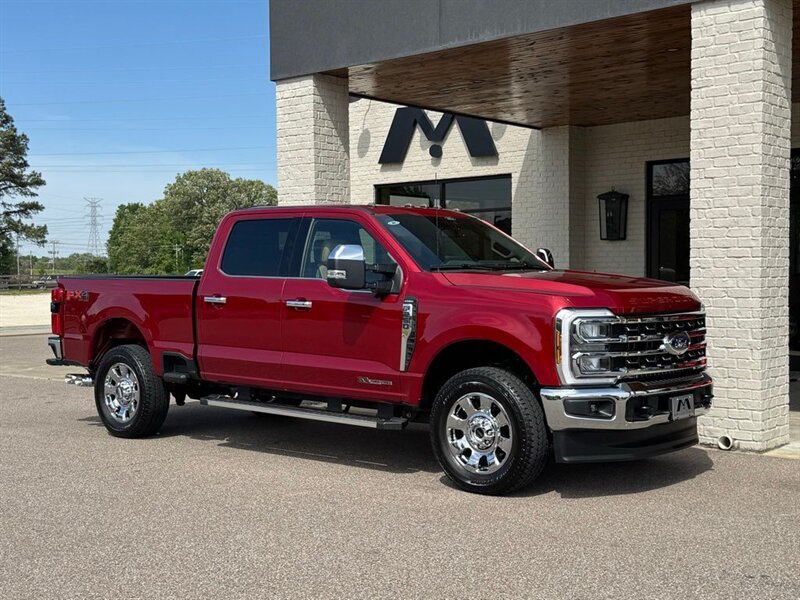 2025 Ford F-250 Super Duty Lariat  