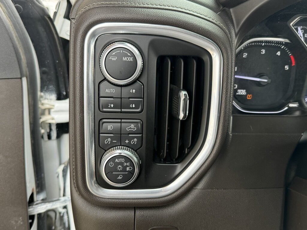 2021 GMC Sierra 2500HD SLT   - Photo 36 - Martin, TN 38237