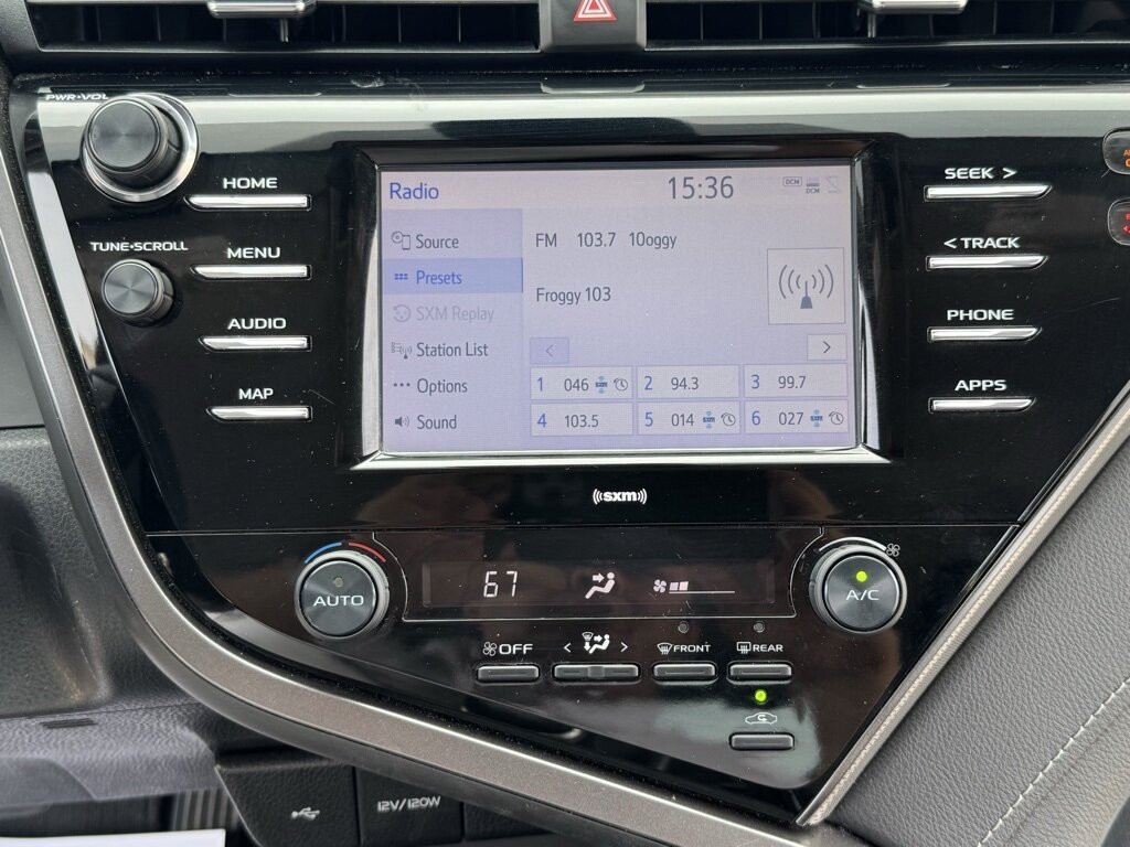 2020 Toyota Camry SE - Photo 26 - Martin, TN 38237
